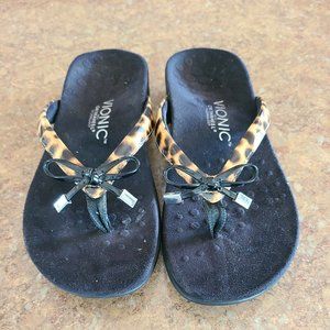 Vionic Size 6 Orthaheel Bella II Cheetah Patent Flip Flop Sandals Thong Bow